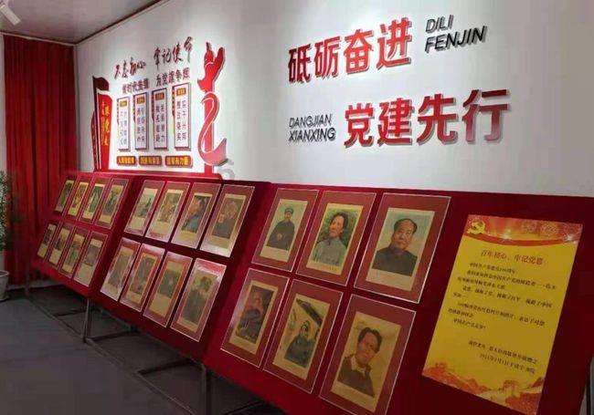 逃离昏暗的废弃城